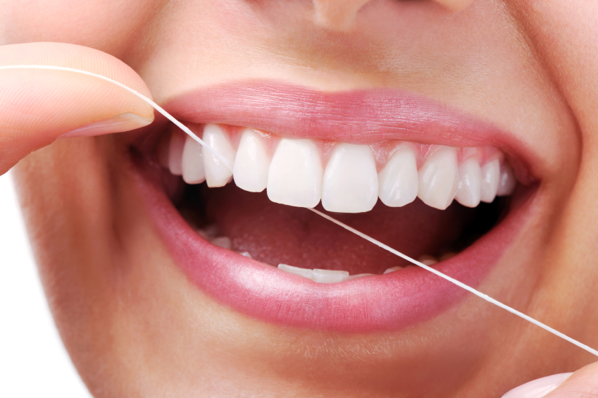 I mængde Rådne golf Benefits Of Using Dental Floss - Ethos Orthodontics